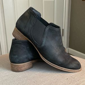 Paul Green Women’s Black Suede Booties